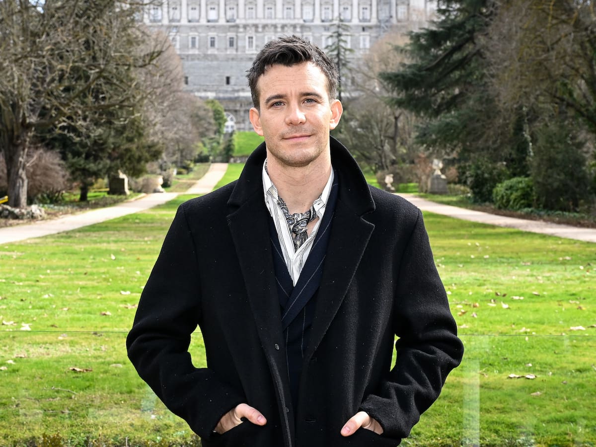 ¿Rosalía en 'Los Bridgerton'? Luke Thompson, Yerin Ha y Hannah Dodd responden