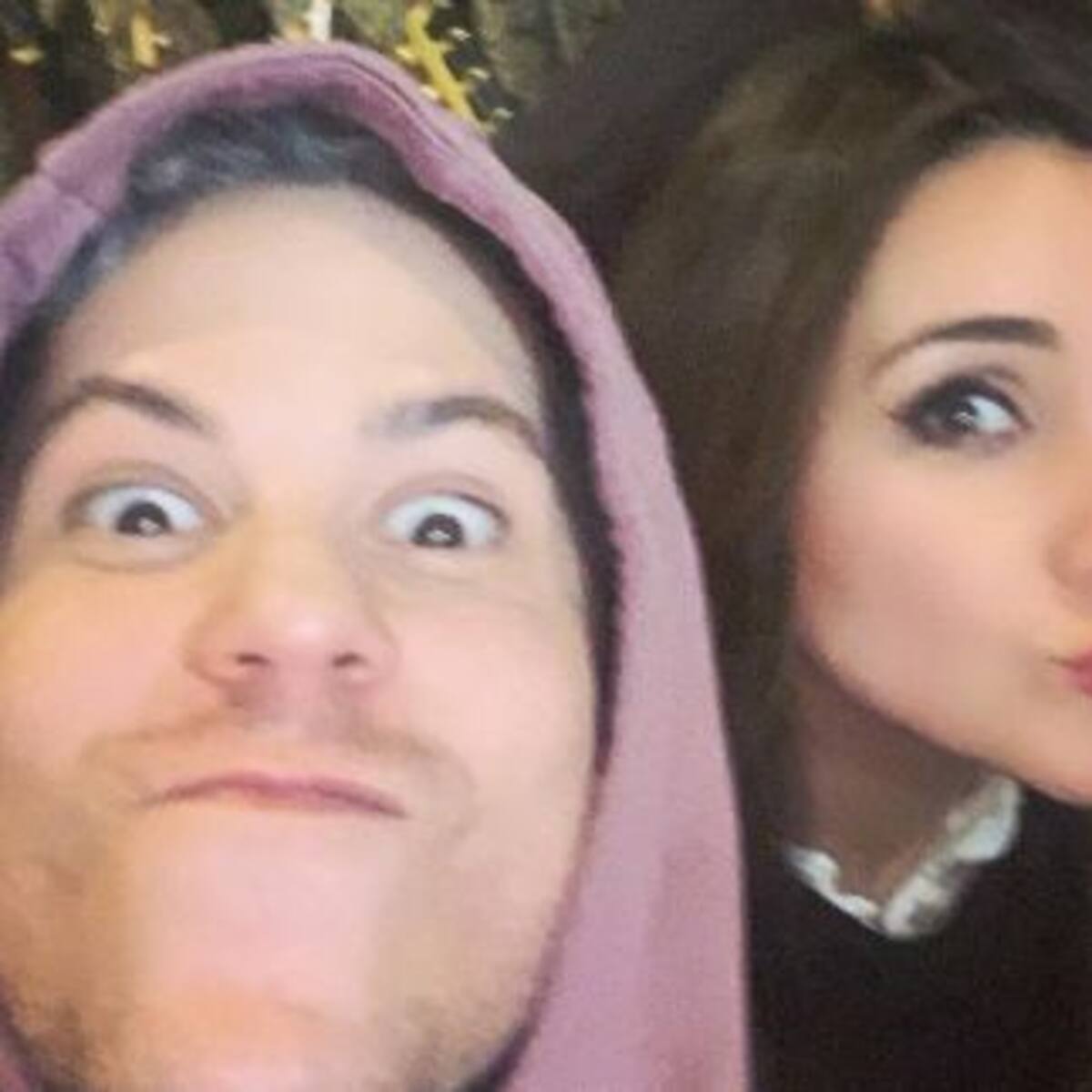 ¿Nueva música de RBD? Las fotos de Dulce María en el estudio de grabación