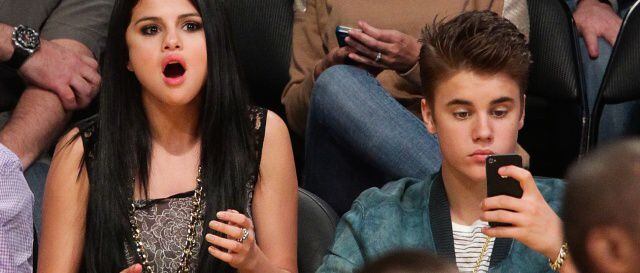 Selena no le dió su celu nuevo a Justin!