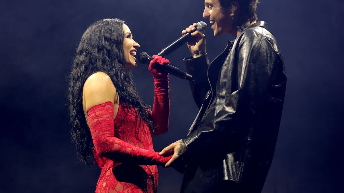 Demi Lovato y su marido Jutes versionan en Nueva York 'Iris', de Goo Goo Dolls, la canción más romántica jamás escrita