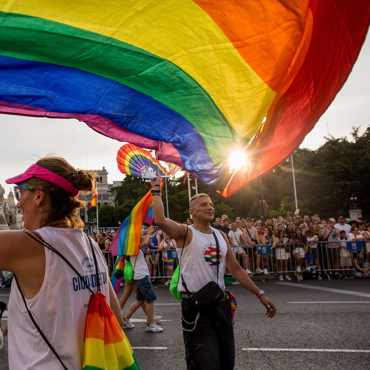 Manifestación del Orgullo LGTBIQ+ en Madrid por el Pride 2026: horarios y recorrido de las carrozas del MADO