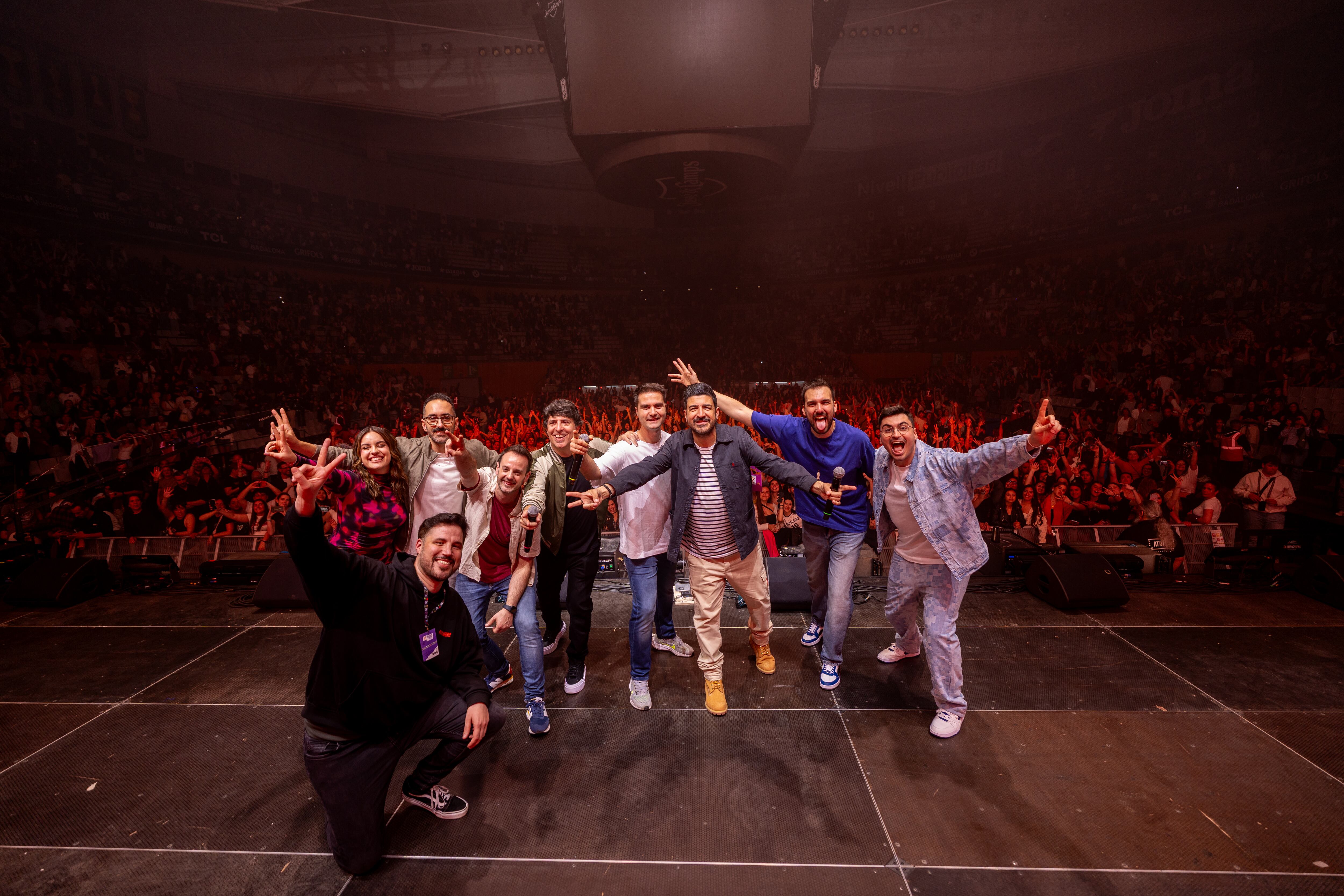 La familia de ELS40 y parte de LOS40 os dan las GRACIAS