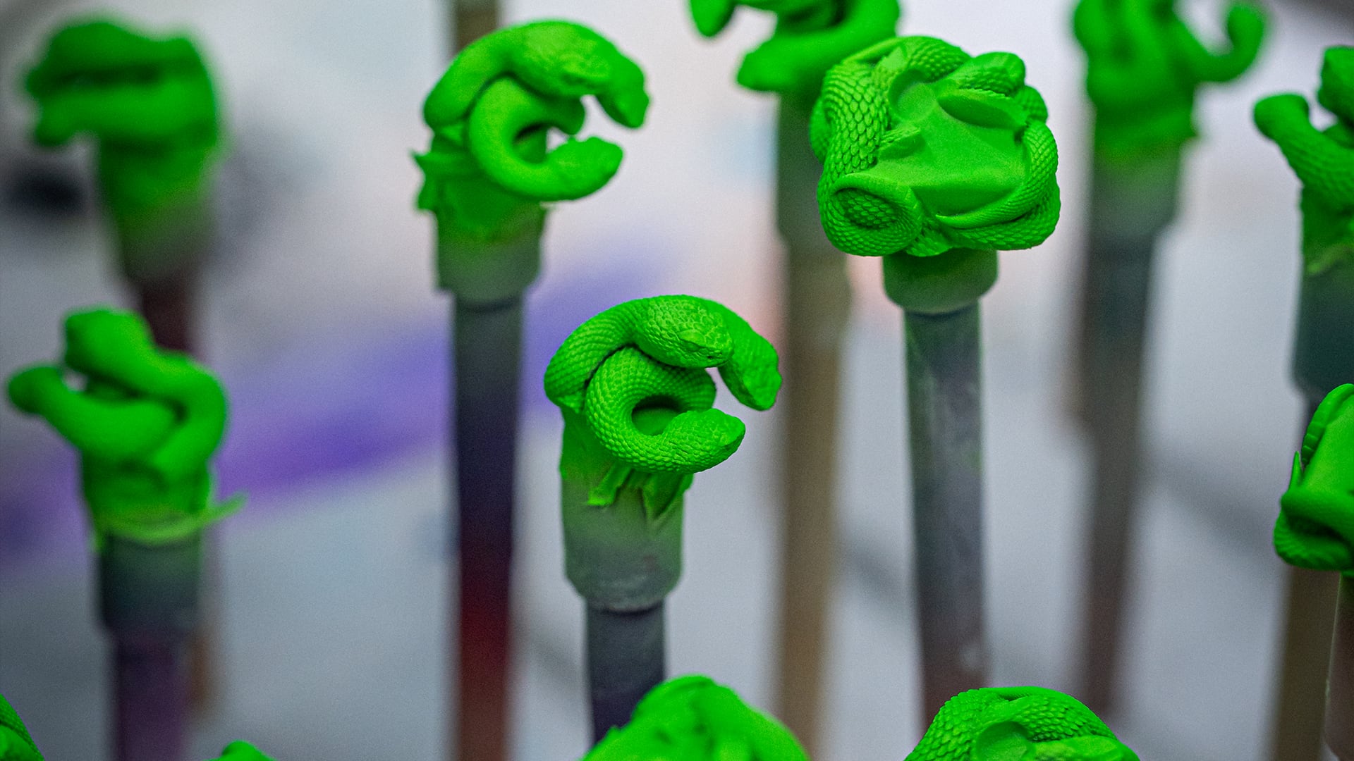 Razer presenta la Artisan Keycap "Triple-Headed Snake Edition"