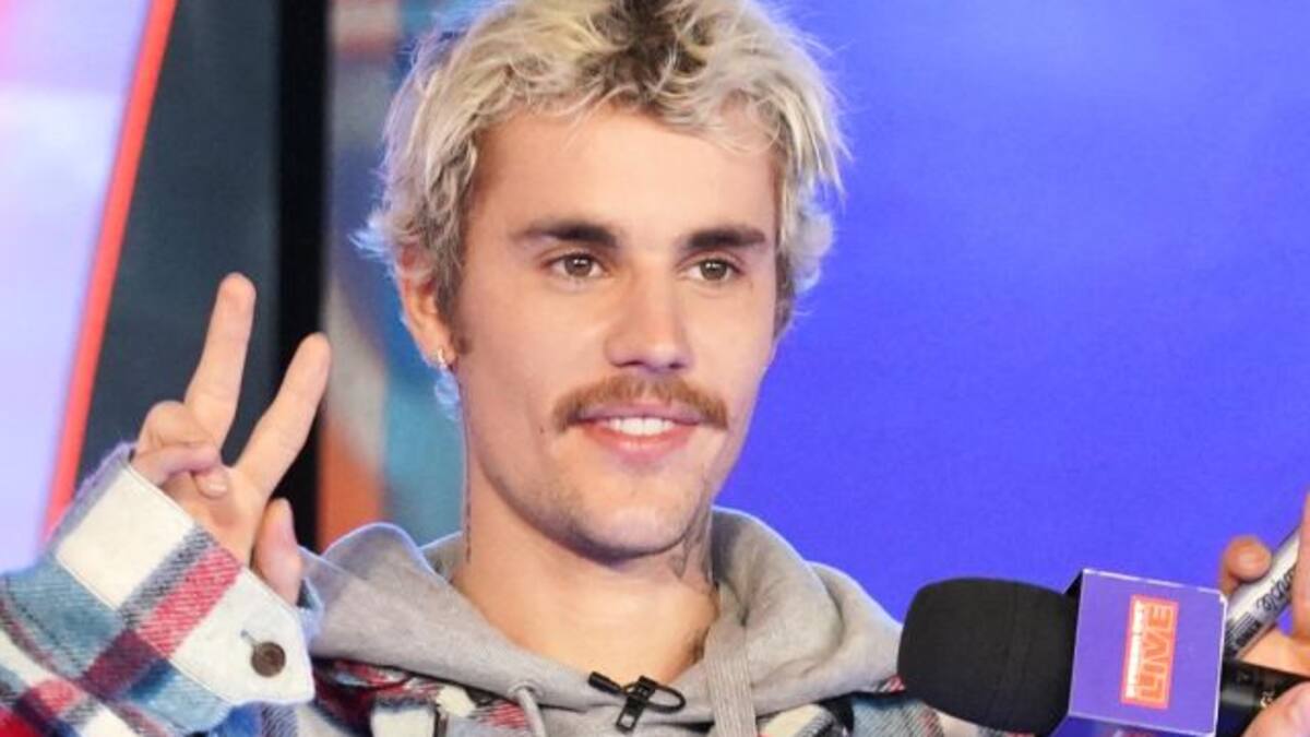 Justin Bieber hace de Joey de Friends en Carpool Karaoke