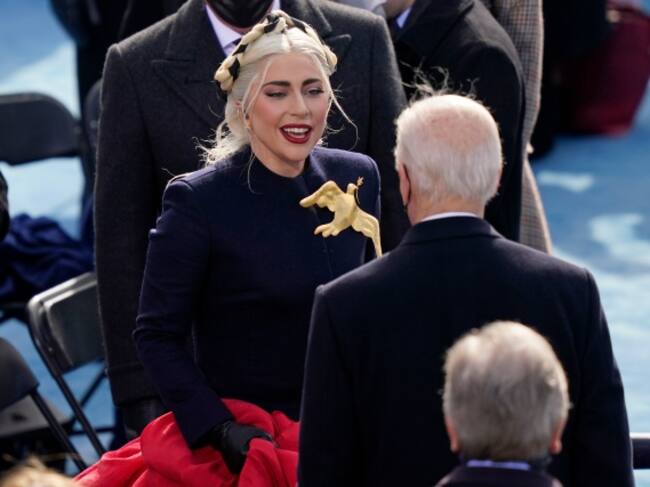 Lady Gaga junto al presidente Joe Biden