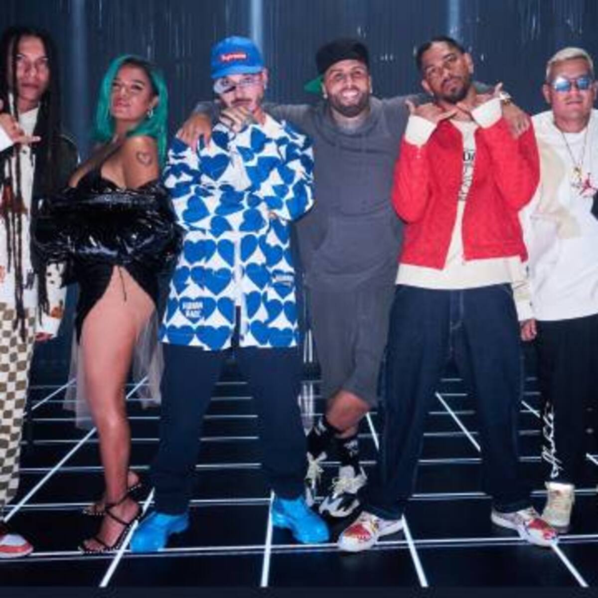J Balvin se une a Karol G y Nicky Jam para el remix de "Poblado"
