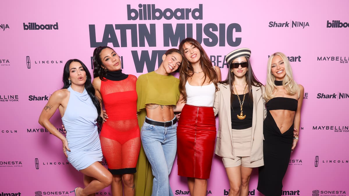 Lola Índigo y Ana Mena se pasan por la Billboard Latin Music Week para hablar de los retos de la mujer en la industria: “Hay hueco para todas”