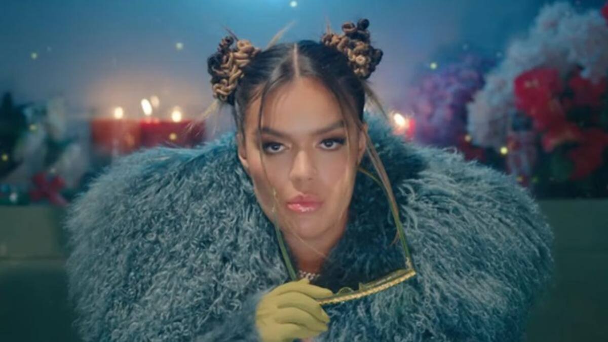 Karol G estrena "Bichota"