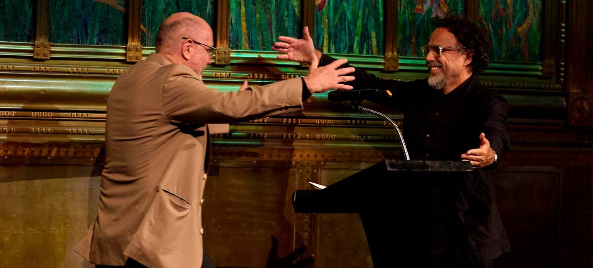 Reencuentro histórico: Iñárritu y Arriaga hacen las paces y celebran 25 Años de Amores Perros | Cine y series | LOS40 México