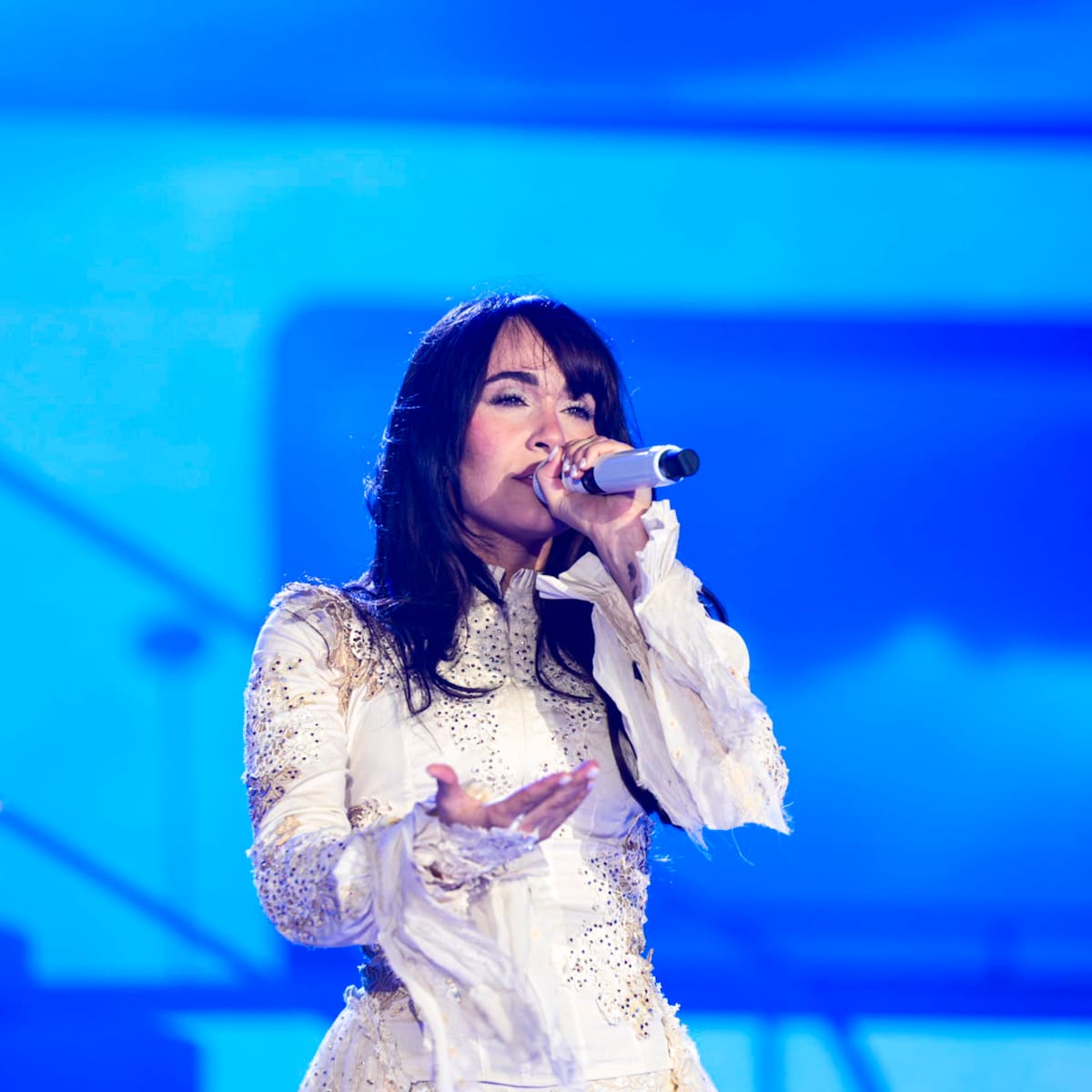 Rosa Gasent (Devol Studio) desvela el secreto para crear el vestuario de Aitana en 'Cuarto Azul Tour': "Buscamos un equilibrio"
