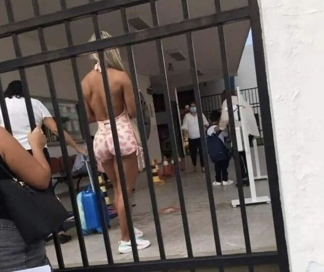 Critican a mamá fitness por llevar a su hijo a la escuela en ropa deportiva