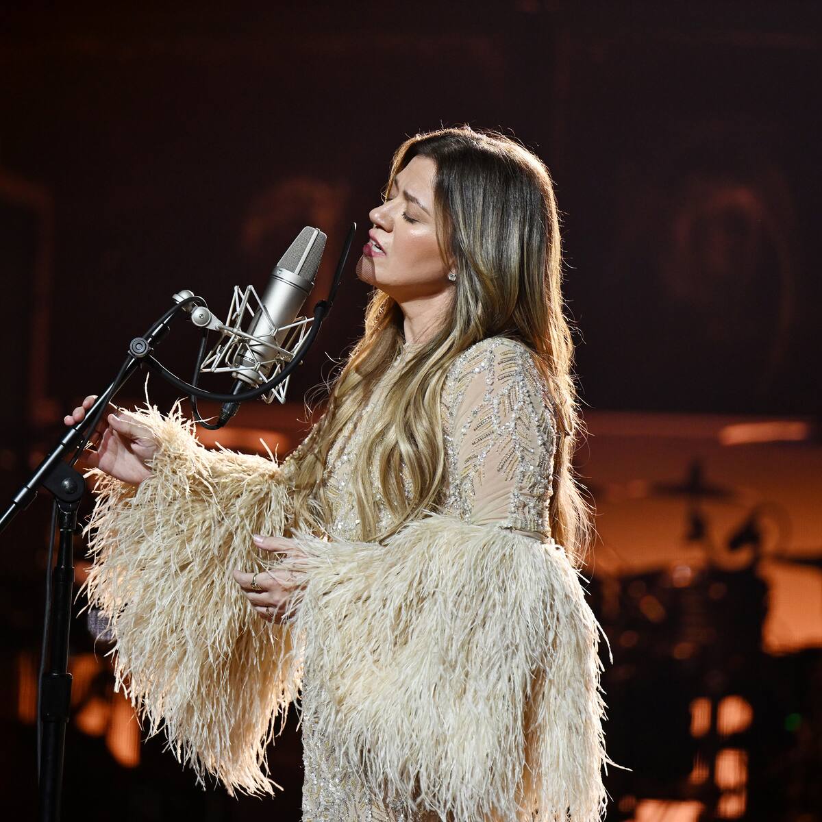 Kelly Clarkson revela su opinión sobre la IA en la música: "Es un tema polémico, pero no me importa"