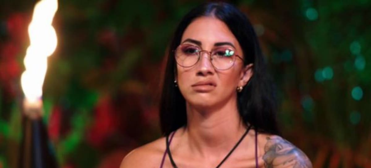 Naomi Asensi en la hoguera de 'La isla de las tentaciones'.