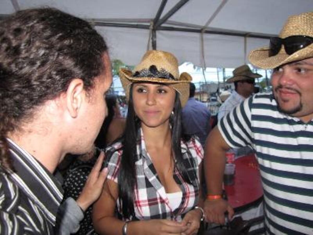 Pelaez, Nocole y tavo, conste NO es un montaje