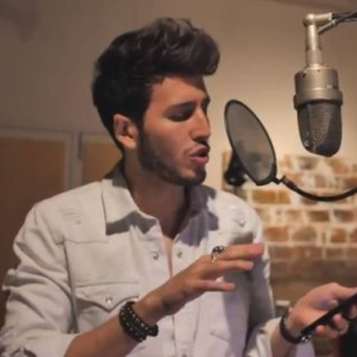¡Escuchá la nueva versión de "Traicionera" para Cerveza Brahma!