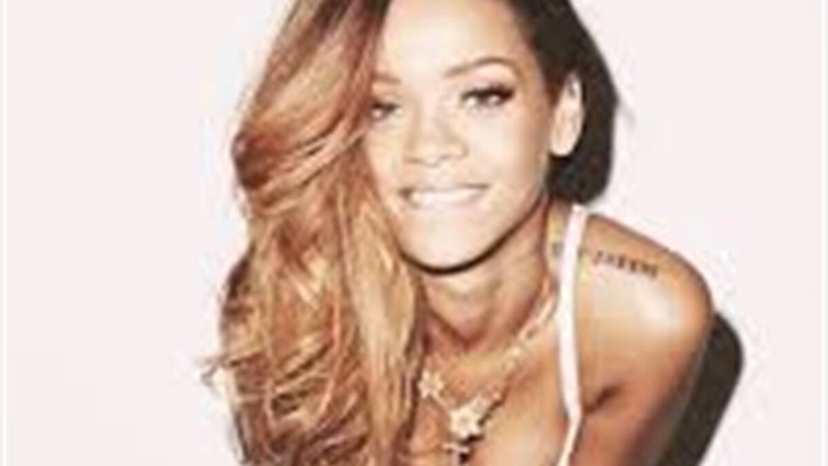 Rihanna gana demanda a tienda