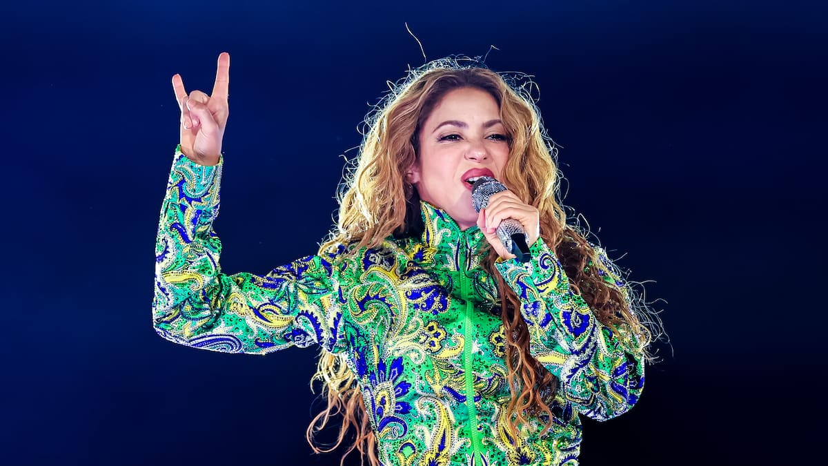 Shakira defiende el liderato en la última lista de julio de #Del40al1CocaCola
