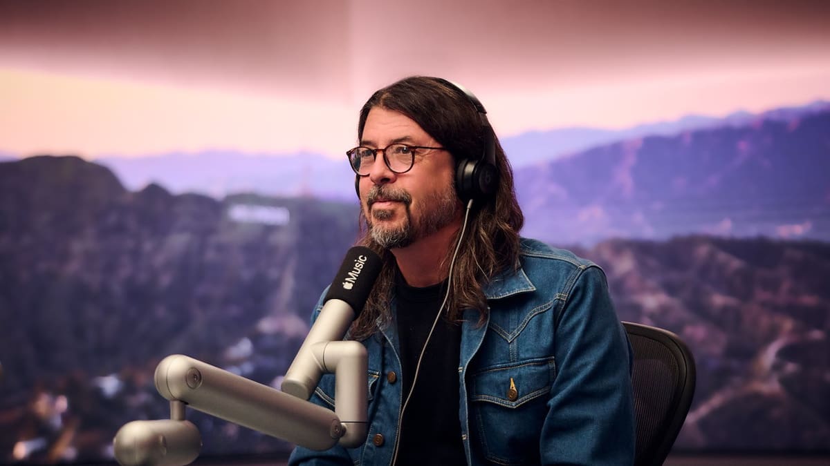 Dave Grohl, con Zane Lowe en Apple Music: "Durante un tiempo tuve miedo de tocar 'Smells like teen spirit'"