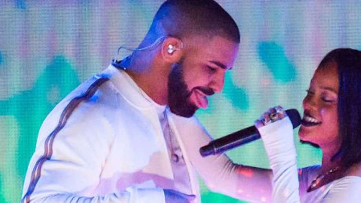 El primer posteo de Drake después de cortar con Rihanna