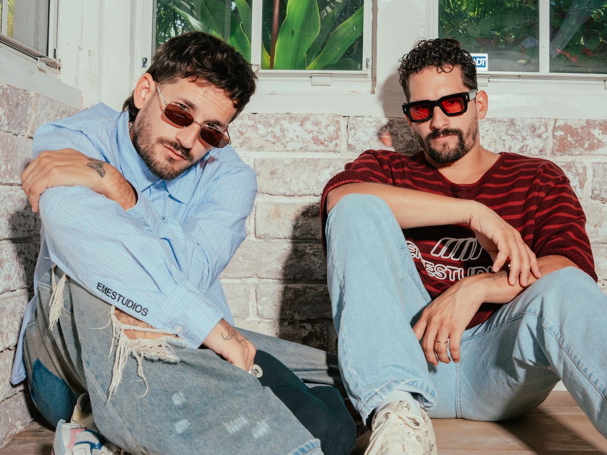 Mau y Ricky opinan sobre lo que pasa con Alleh y Yorghaki en LOS40 Global Show