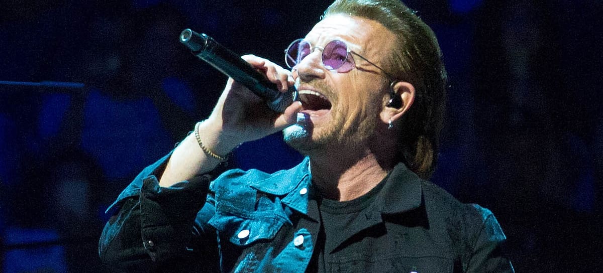 Bono, cantante de U2, durante un concierto del grupo en Nueva Jersey en 2018.