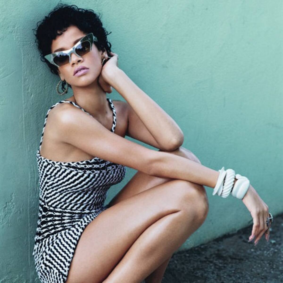 La extraña situación de Rihanna