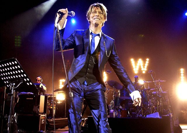 David Bowie en concierto, en el Hammersmith Appollo de Londres.