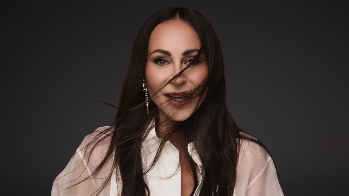 Ana Milán desmenuza ‘Bailando lo quitao’: Habla de envejecer, pintalabios, muerte, aborto o Eurovisión