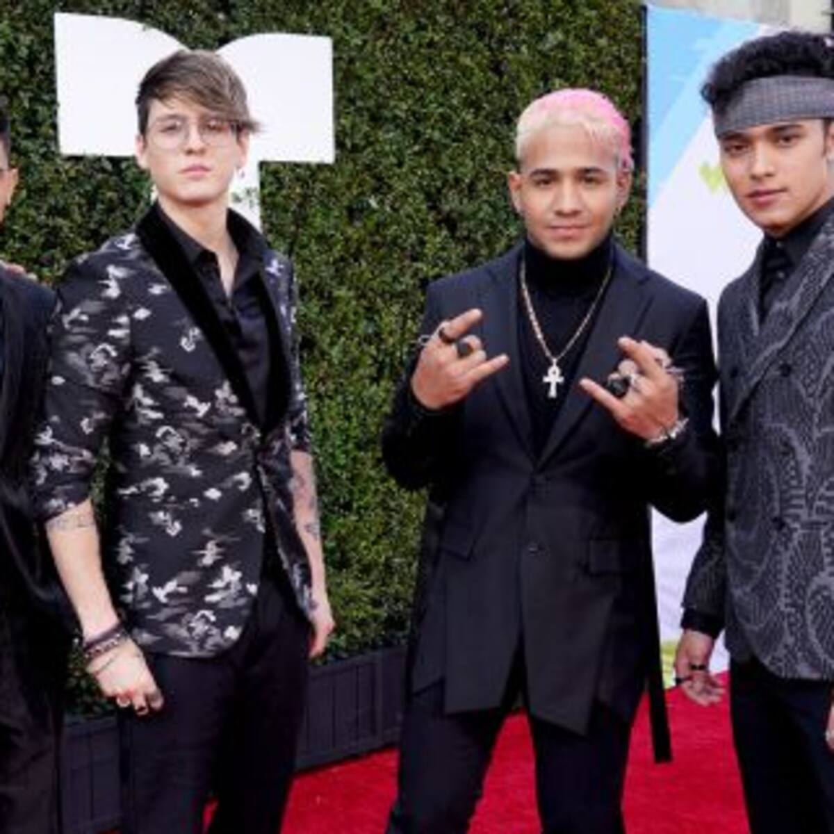 Paloma Mami, muy cerca de un integrante de CNCO