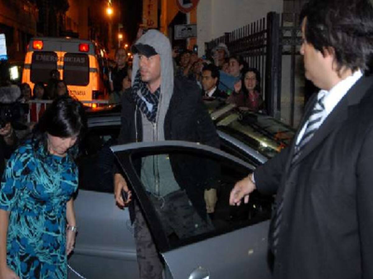 La llegada de Enrique a la radio...