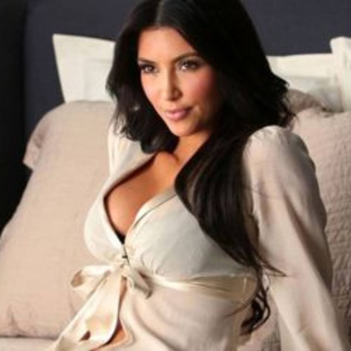 ¿Quién quiso darle un beso en la cola a Kim Kardashian?