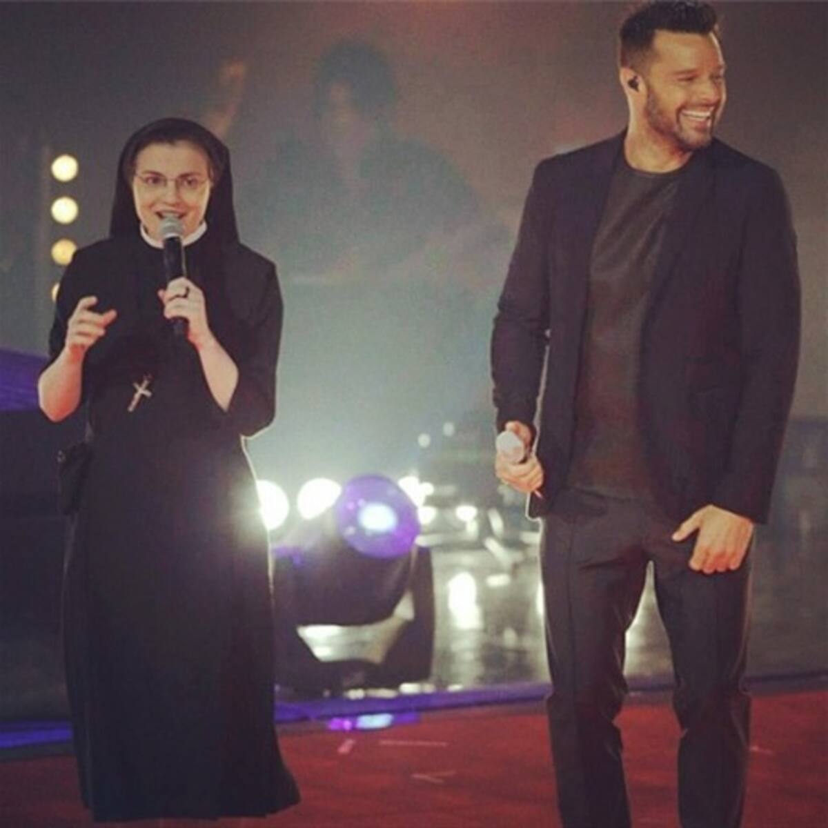 Ricky Martin y la monja de The Voice juntos
