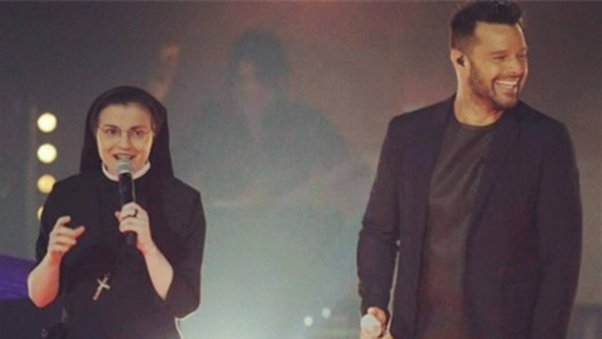 Ricky Martin y la monja de The Voice juntos
