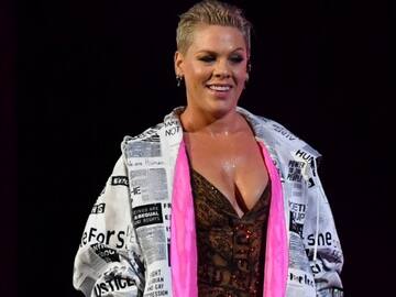 P!nk: “Lo borré porque sois jodidamente repugnantes”