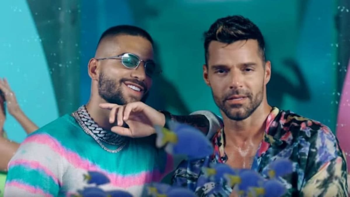 Maluma y Ricky Martin en 'No se me quita'