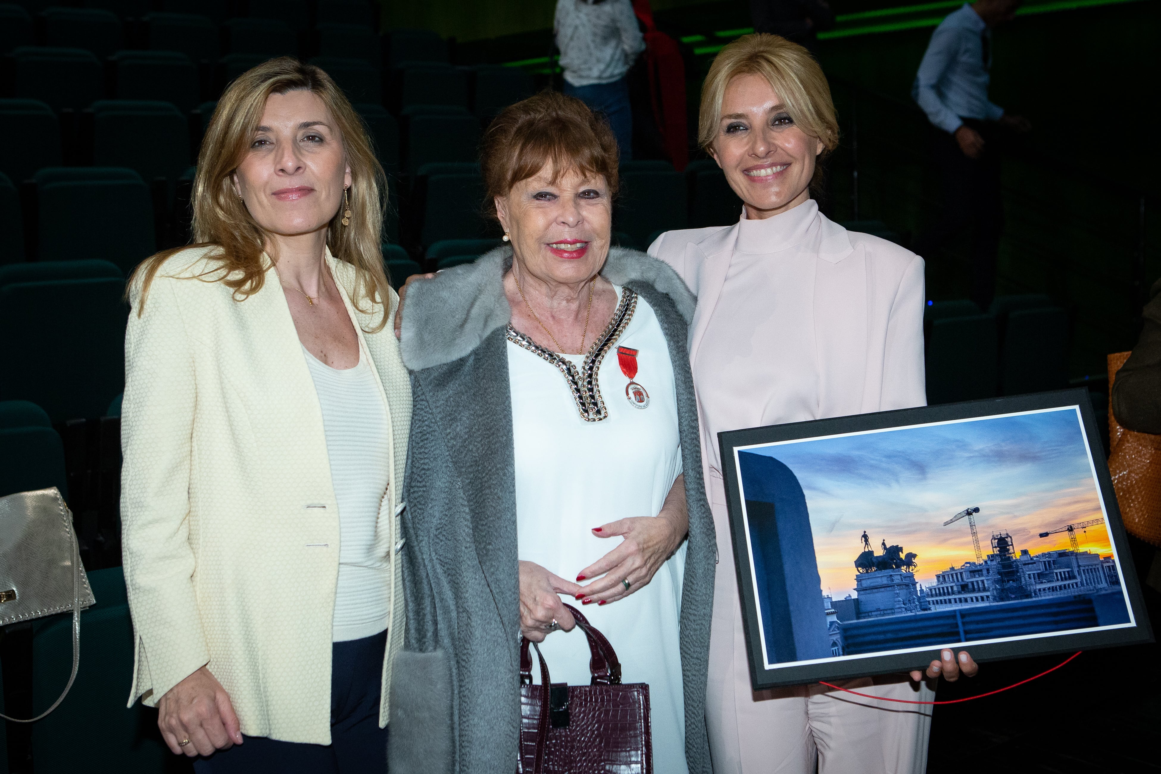 Natalia Guillen, Cayetana Guillen Cuervo y su madre Gemma Cuervo