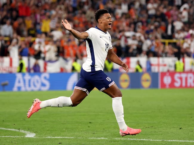 Watkins, jugador de Inglaterra, en la semifinal contra Países Bajos.