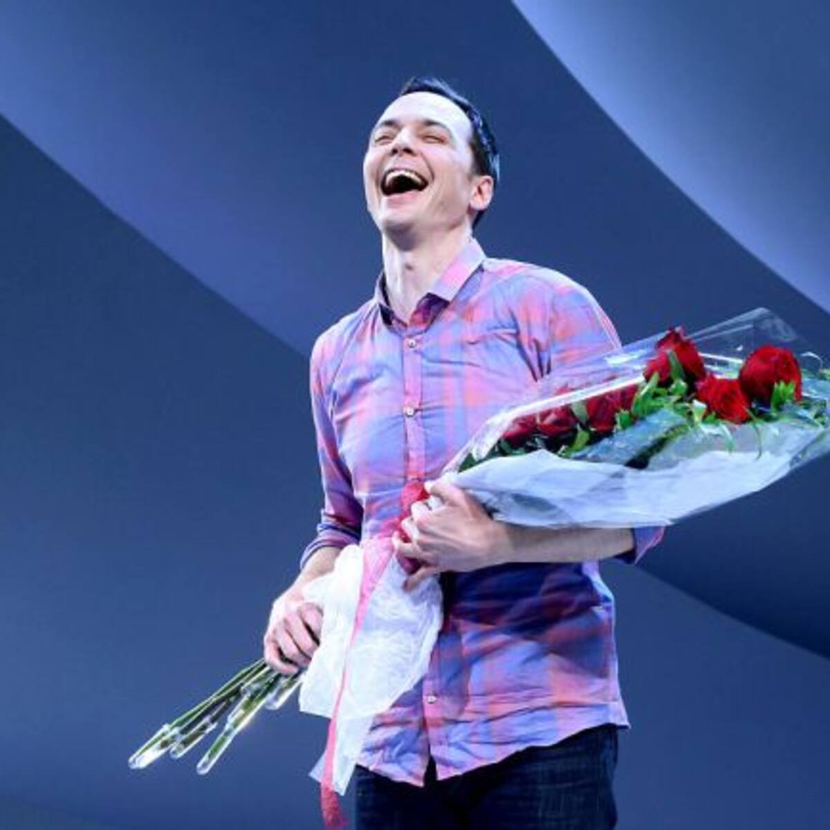Jim Parsons, actor que da vida a Sheldon Cooper se casó con su novio