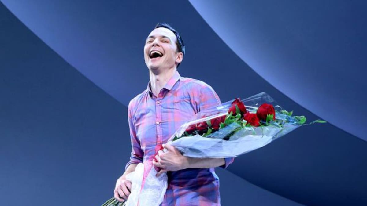 Jim Parsons, actor que da vida a Sheldon Cooper se casó con su novio