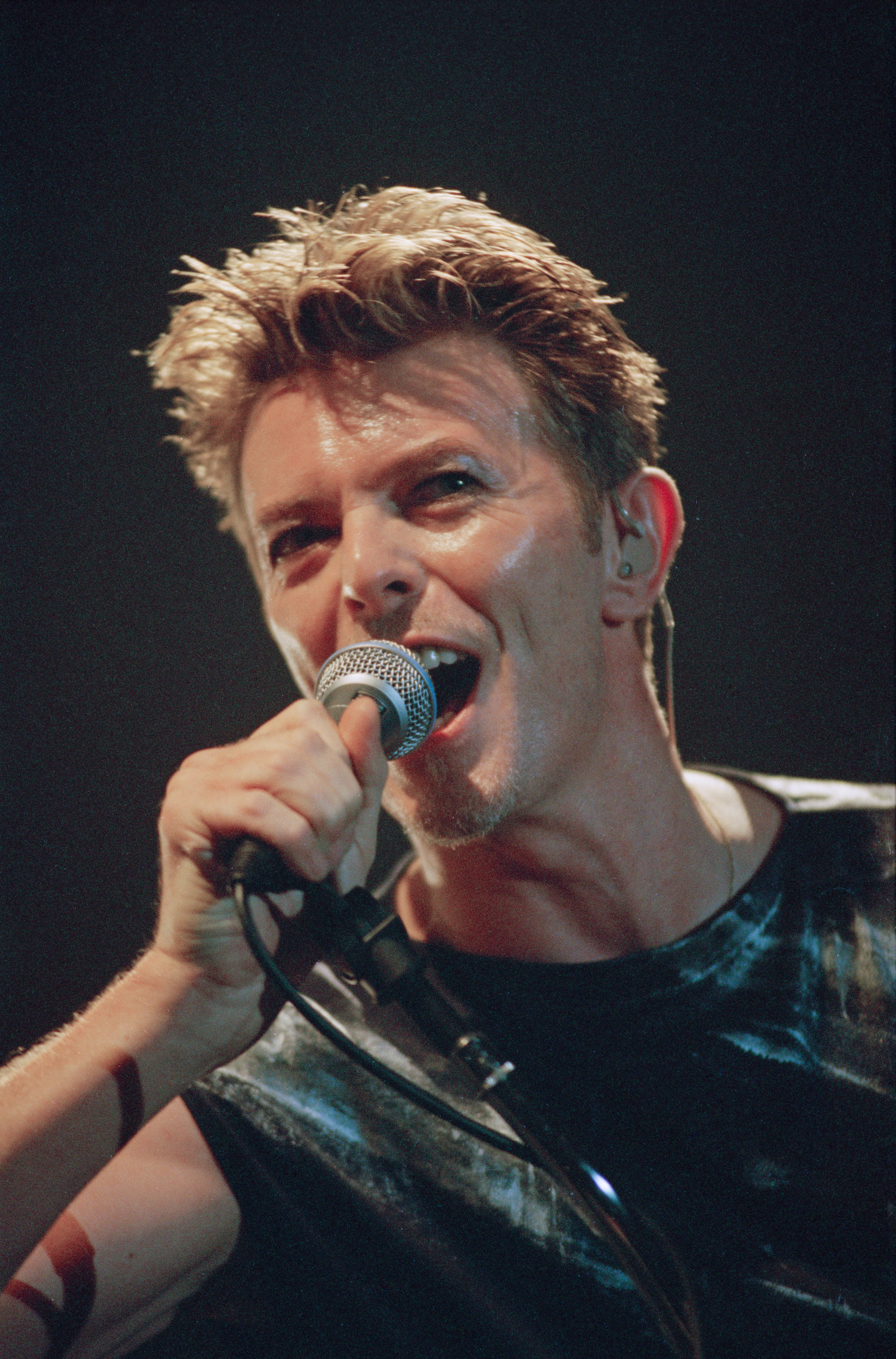 David Bowie en el Wembley Arena de Londres en 1995