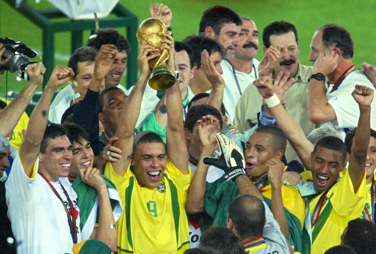 La ultima vez que una selección de nuestro continente gano el mundial, fue en Corea Japón 2002. La selección de Brasil derroto en aquella final a la selección de Alemania 2 a 0 con goles del histórico Ronaldo.