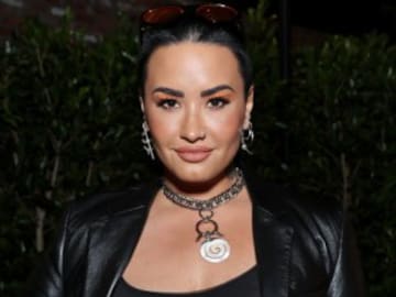 Demi Lovato comparte un adelanto de su canción ‘Happy Ending’ y da detalles sobre su nuevo disco