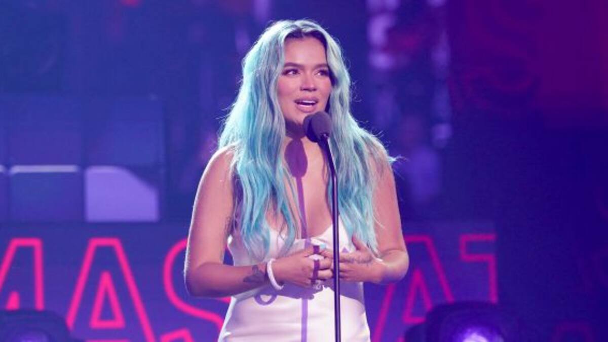Karol G se emocionó al cantar un tema dedicado a Anuel AA