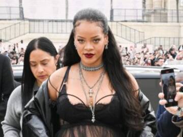 El impresionante y transparente look premamá de Rihanna en París