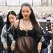 El impresionante y transparente look premamá de Rihanna en París
