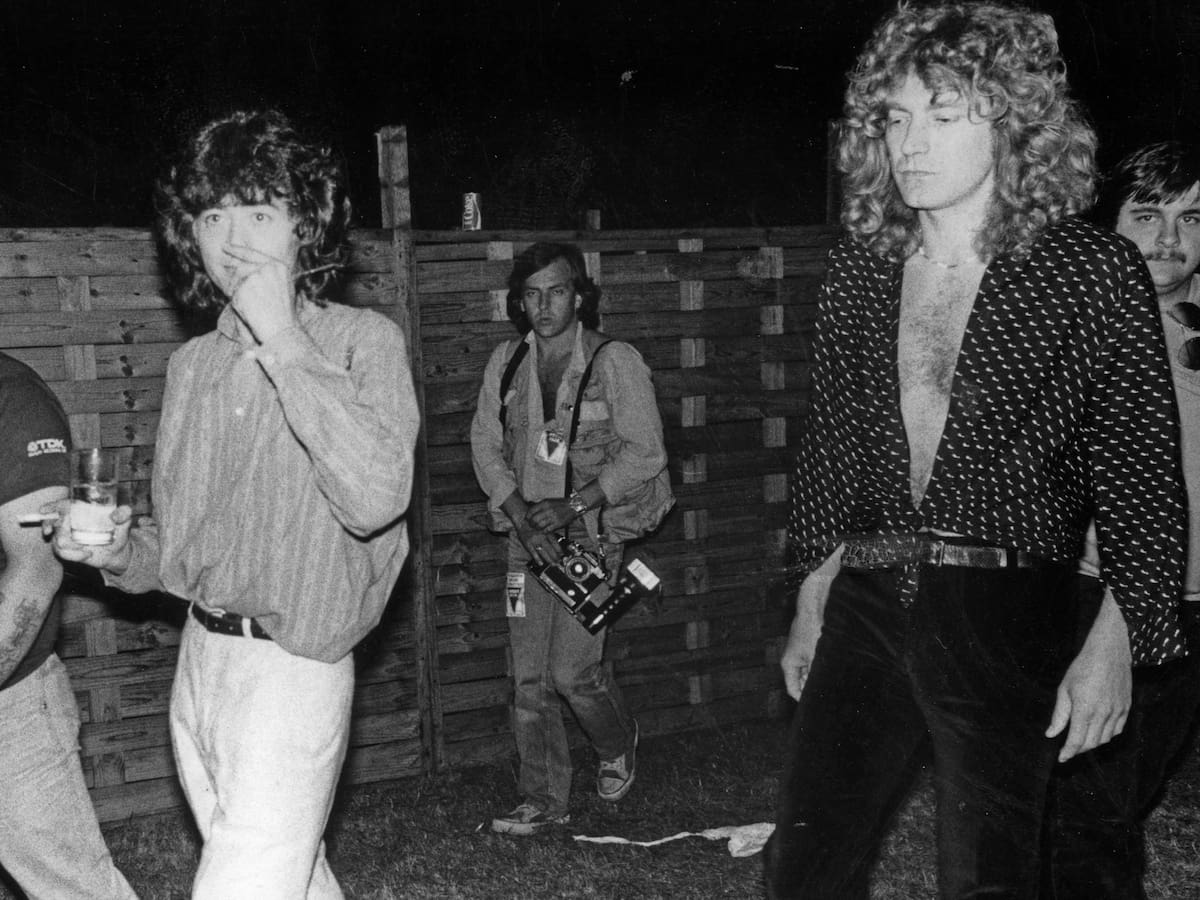El histórico concierto de Led Zeppelin que batió récords también por la camiseta más rara del mundo valorada en 10.000 dólares