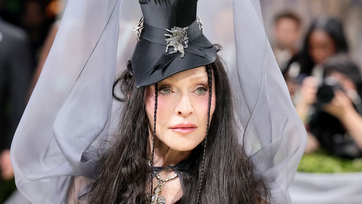 Todas las referencias artísticas a la temática de la MET Gala que (quizá) te perdiste: Madonna, Chali XCX, Gracie Abrams...