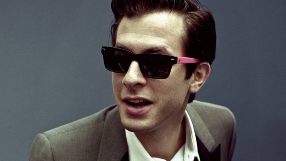 Mark Ronson sorprende con una nueva versión de Uptown funk