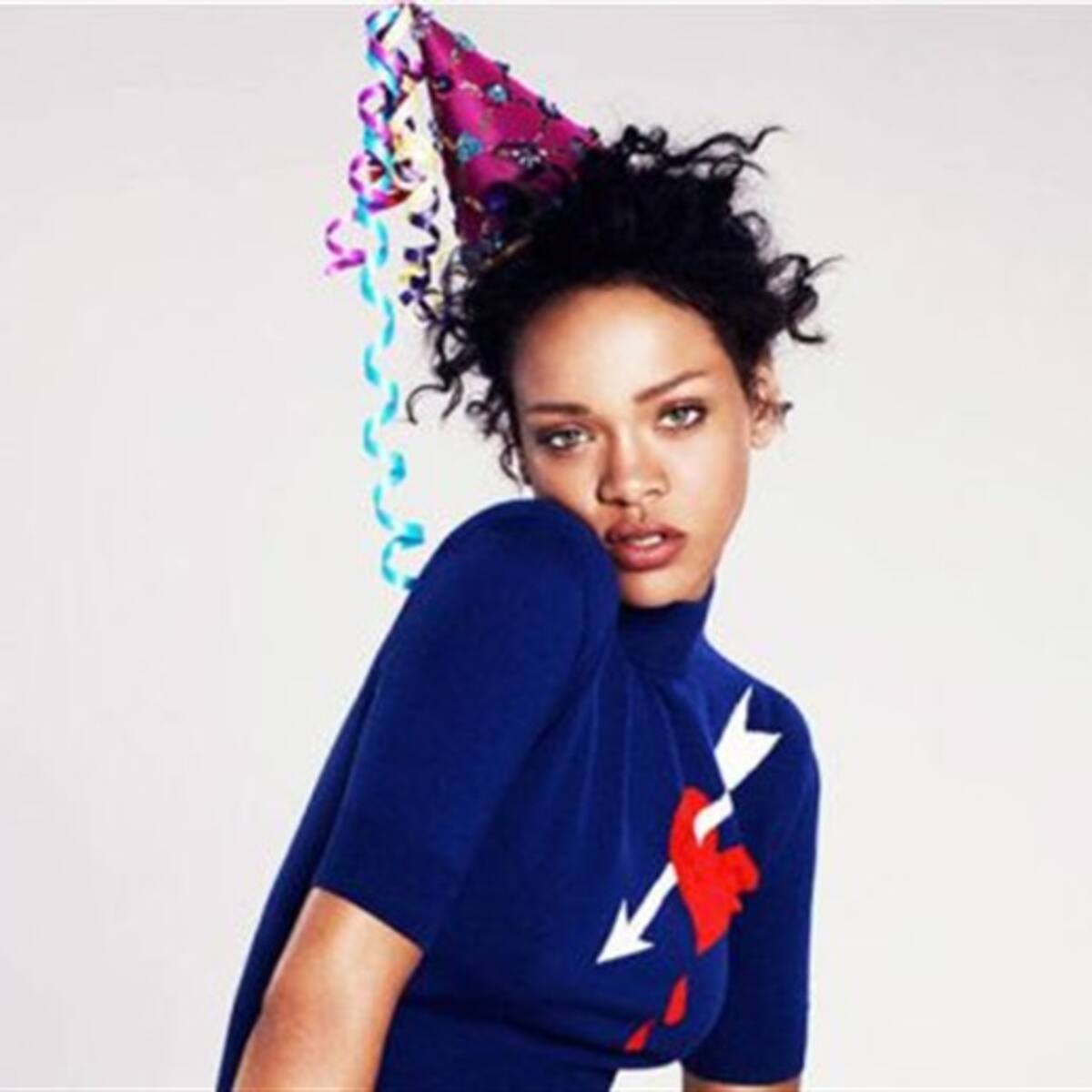 ¿Lanzamiento sorpresa de Rihanna?