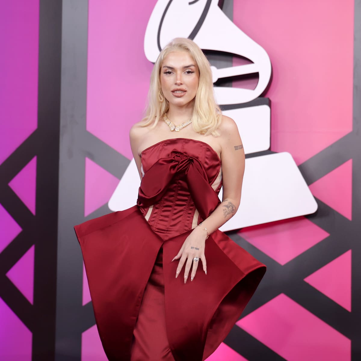 “Que rico estás tú”: la “declaración” de Elena Rose a Alleh (& Yorghaki) en su nueva canción